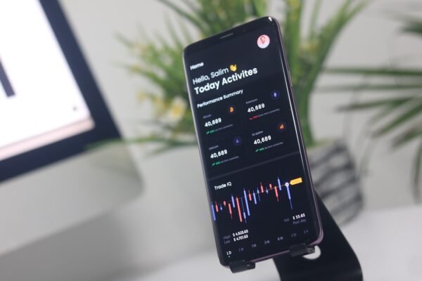 Blockchain Analytics for Enhanced Crypto Trading Decision-Making