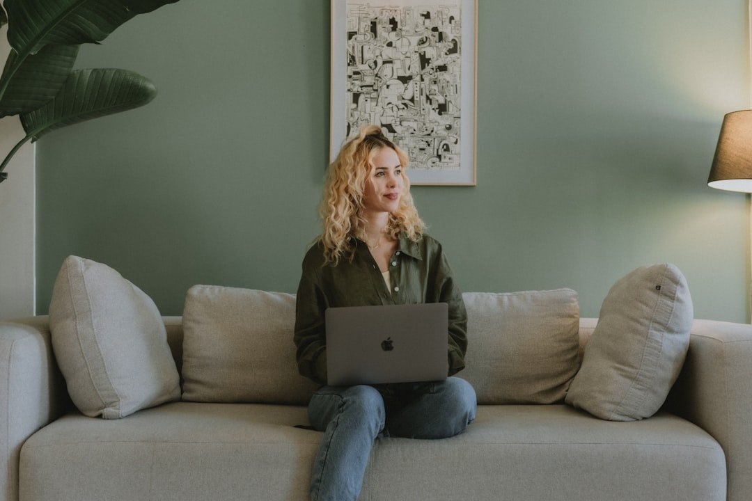Photo Online Teaching and Mental Health